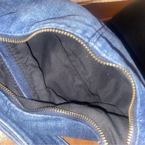 SOLD Denim crossbody and shoulder bag! - Picture 11 of 11